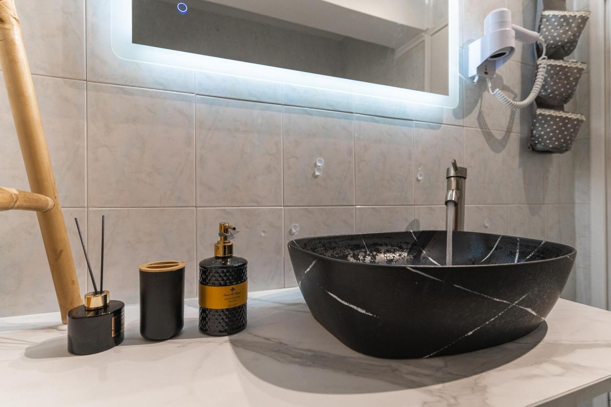 Acrolofts M62 Apartment Атина Екстериор снимка